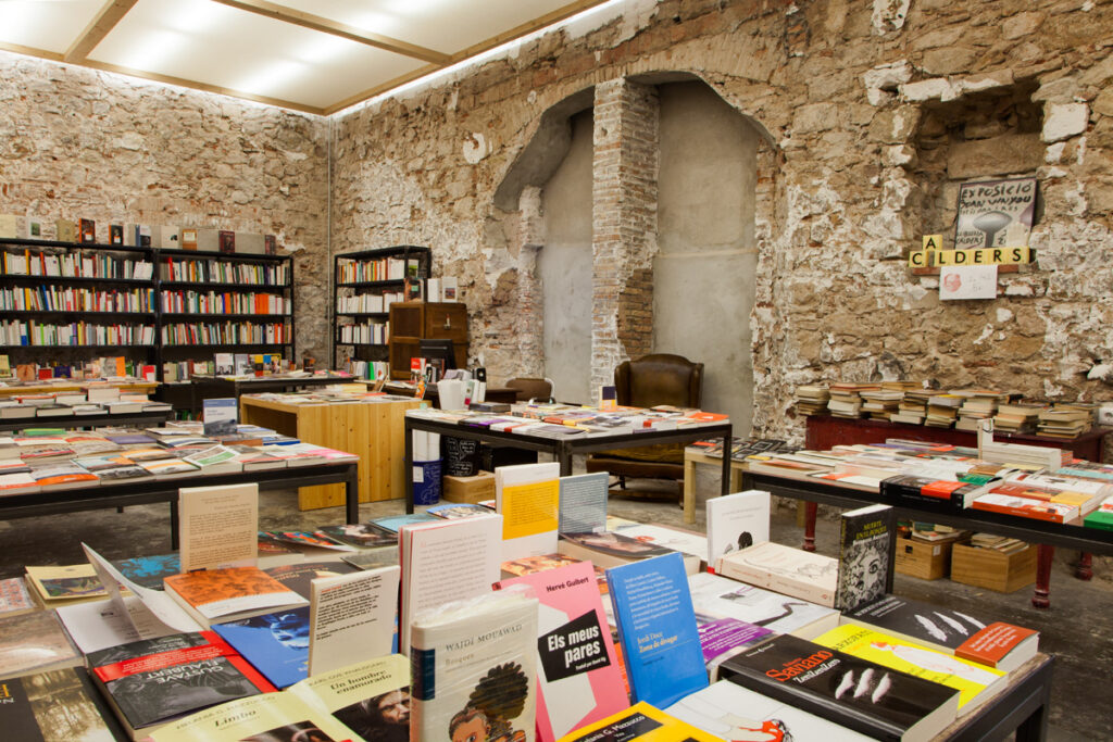 Las mejores librerías de Barcelona: paraíso para los amantes de los libros 1 Las mejores librerías de Barcelona: paraíso para los amantes de los libros