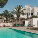 Descubre la serenidad mediterránea transformando tu descanso en una experiencia inolvidable y exclusiva